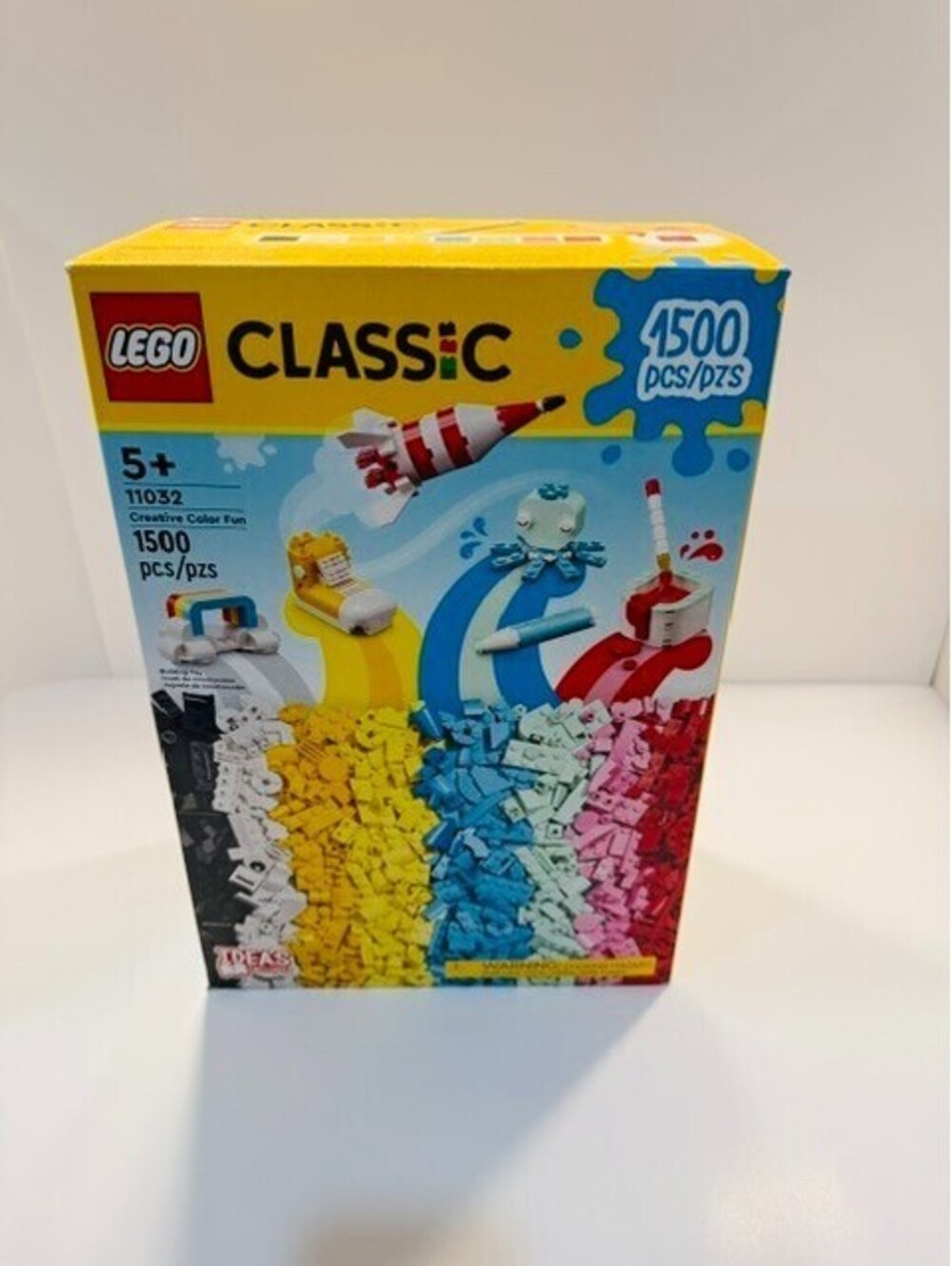 LEGO Classic 11032 Creative Color Fun 1500 Pieces Open Box All Bags Sealed 100%
